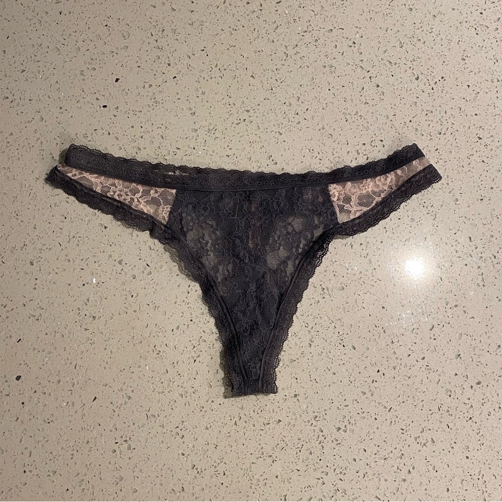 Victoria's Secret Lace Thong - Gray